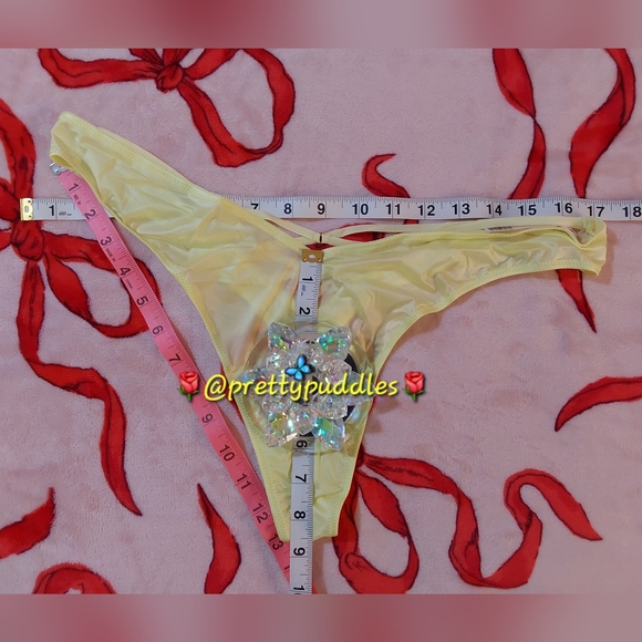 💛 XXL VS Very Sexy Strappy Back High-Leg Thong Panty 💛 - Picture 8 of 16